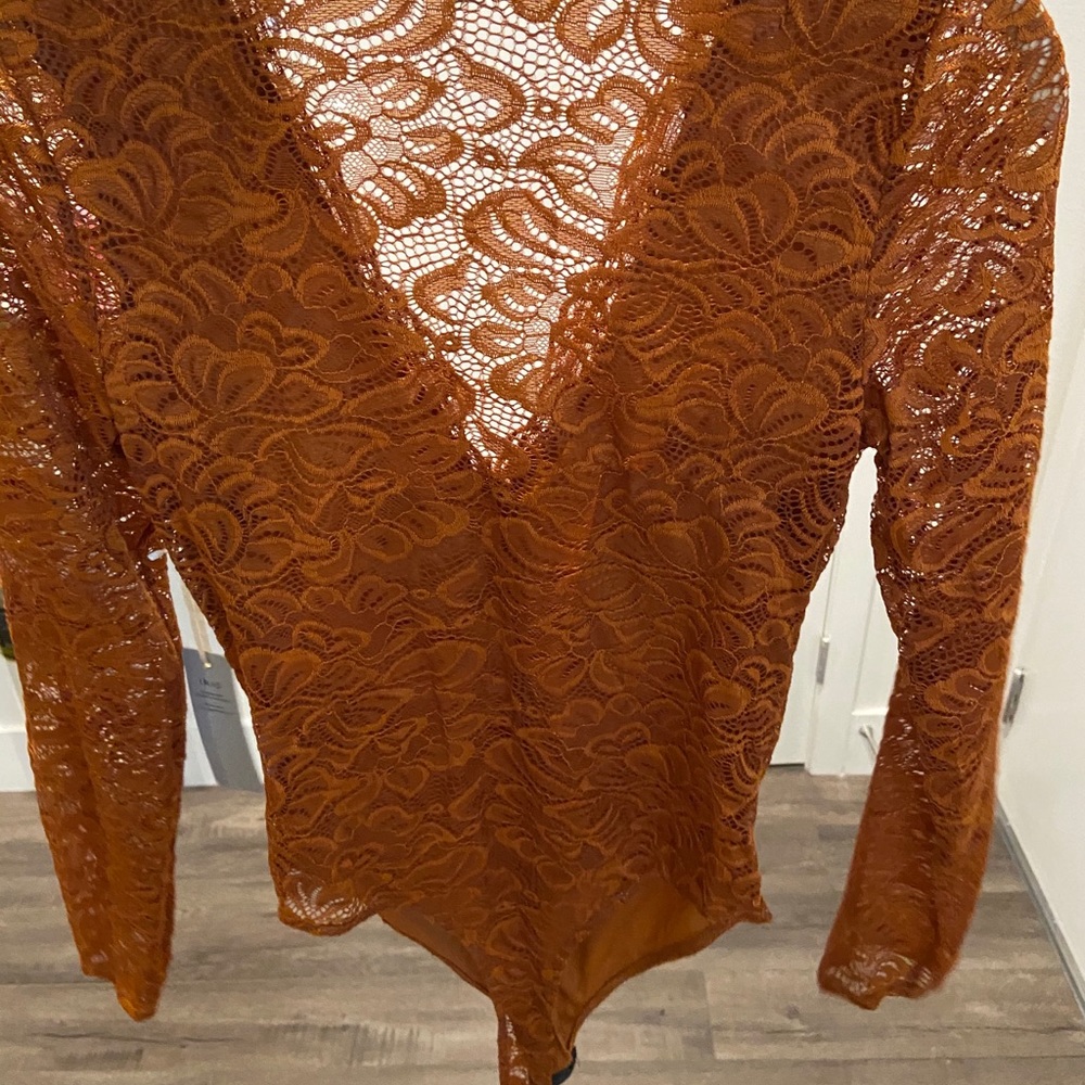 🍁 Long Sleeve Deep-V Lace Bodysuit 🍁